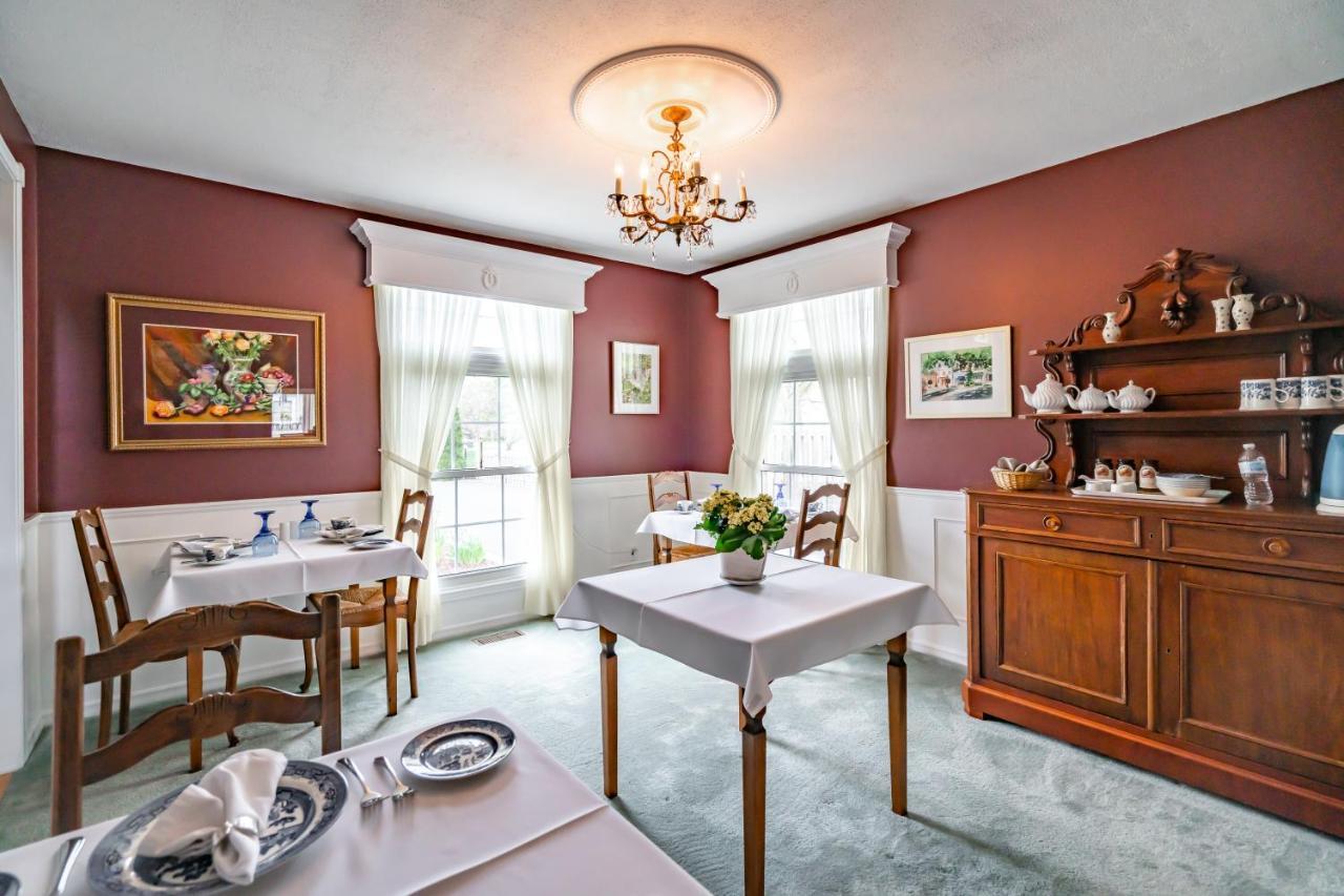 Abacot Hall Bed & Breakfast Niagara-on-the-Lake Exteriér fotografie