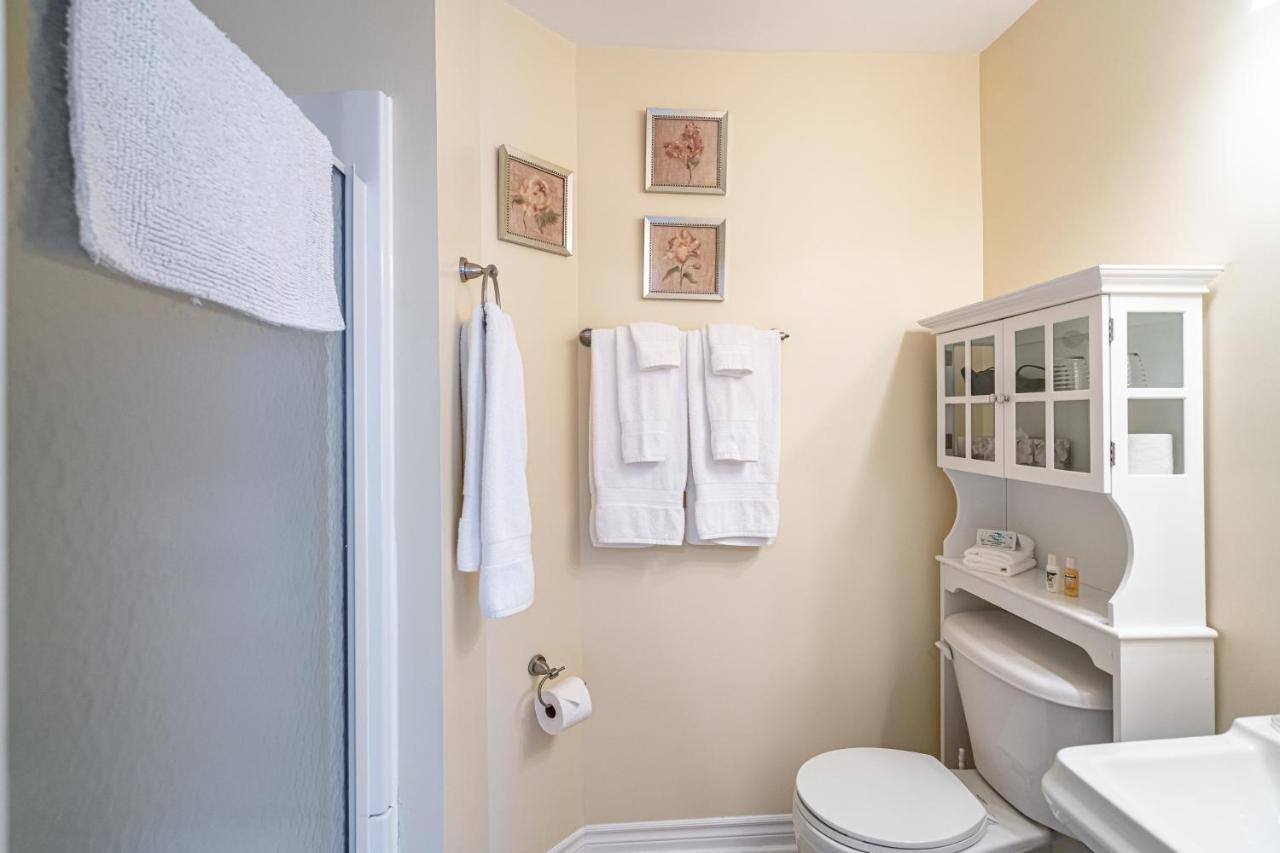 Abacot Hall Bed & Breakfast Niagara-on-the-Lake Exteriér fotografie