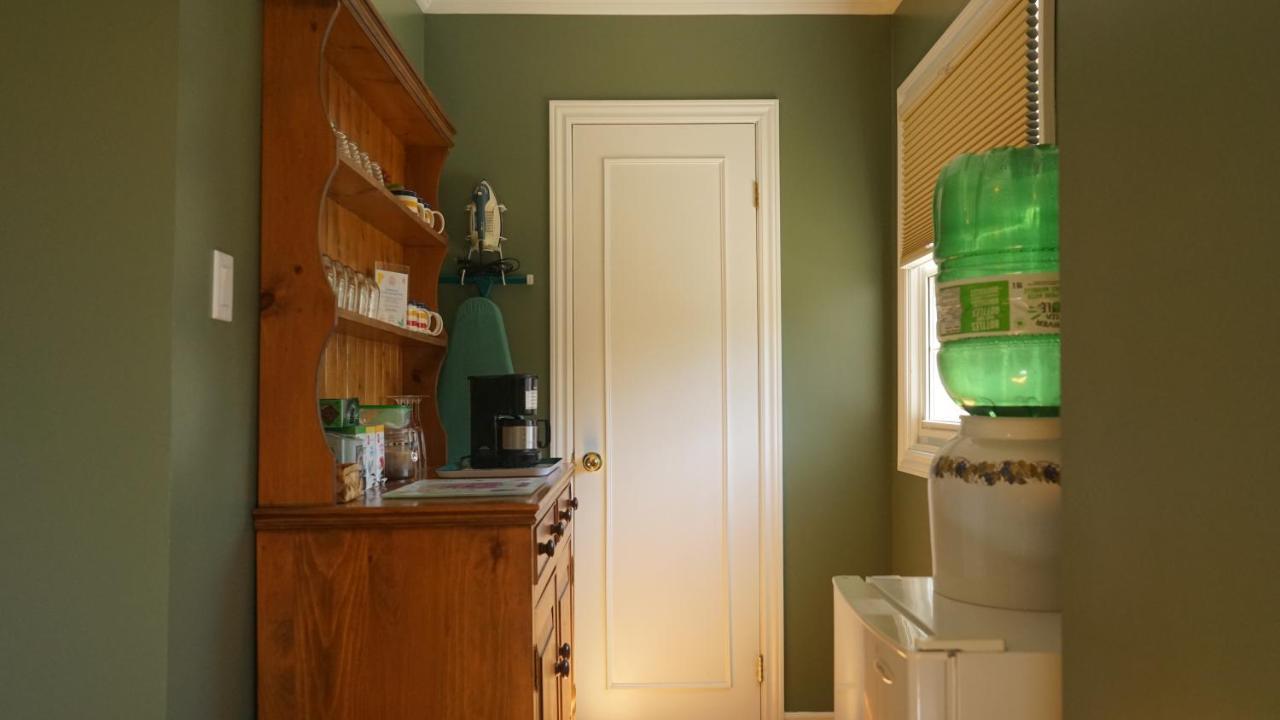 Abacot Hall Bed & Breakfast Niagara-on-the-Lake Exteriér fotografie
